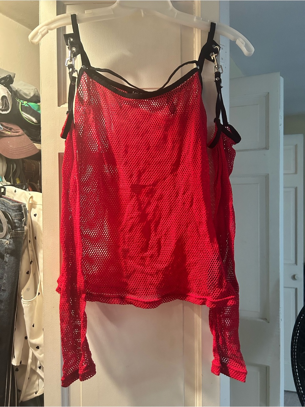 Red Mesh Off-Shoulder Top with Detachable Sleeves LIP SERVICE - Picture 2 of 7
